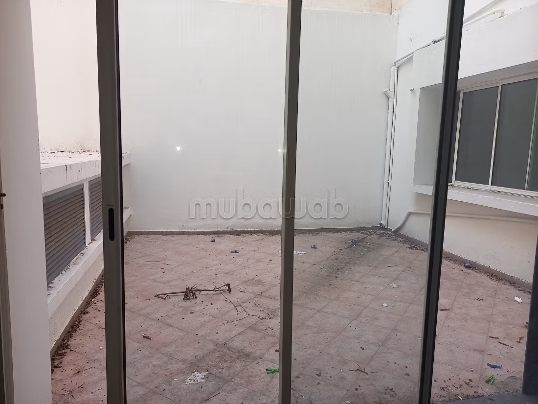 In affitto ufficio 164m2 Palmier