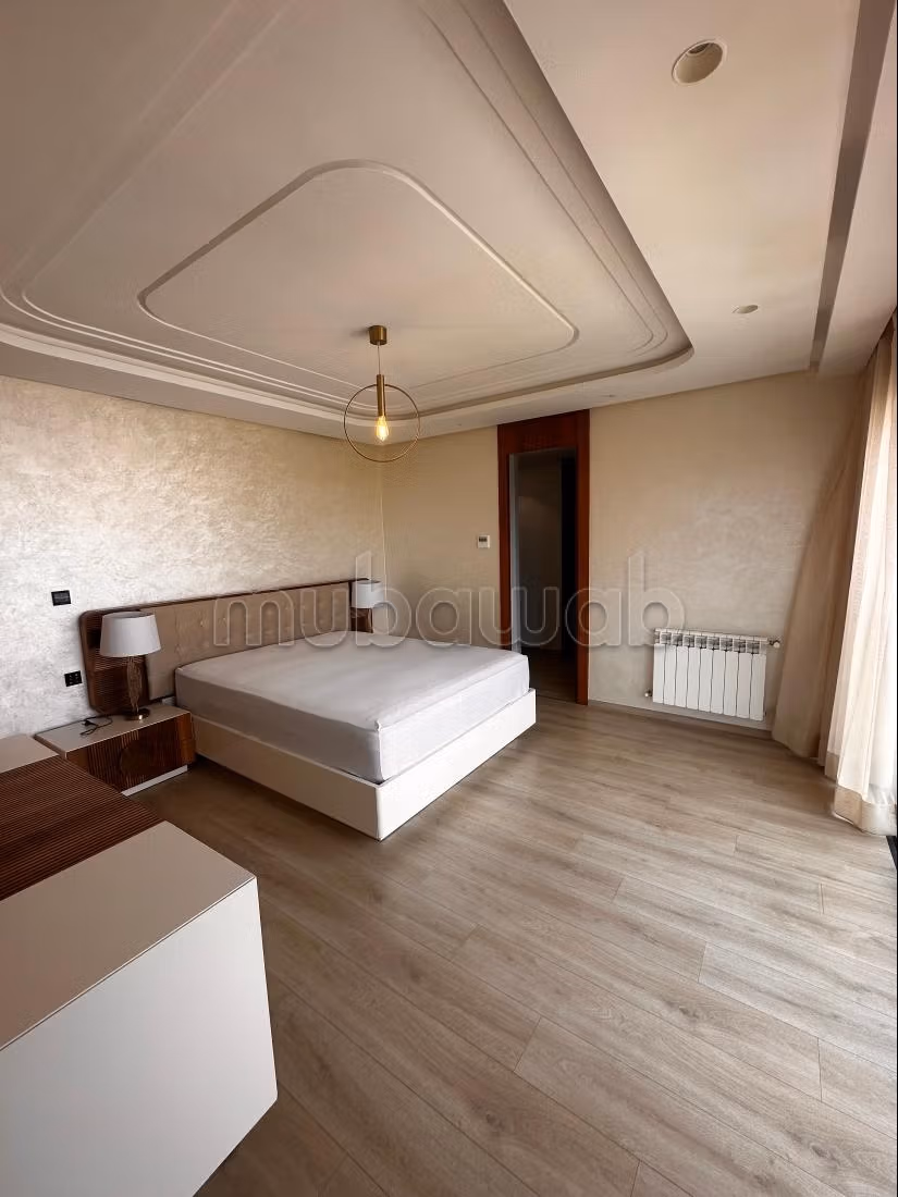 Magnifica villa in affitto a Dar Bouazza. 6 camere accoglienti. Arredata