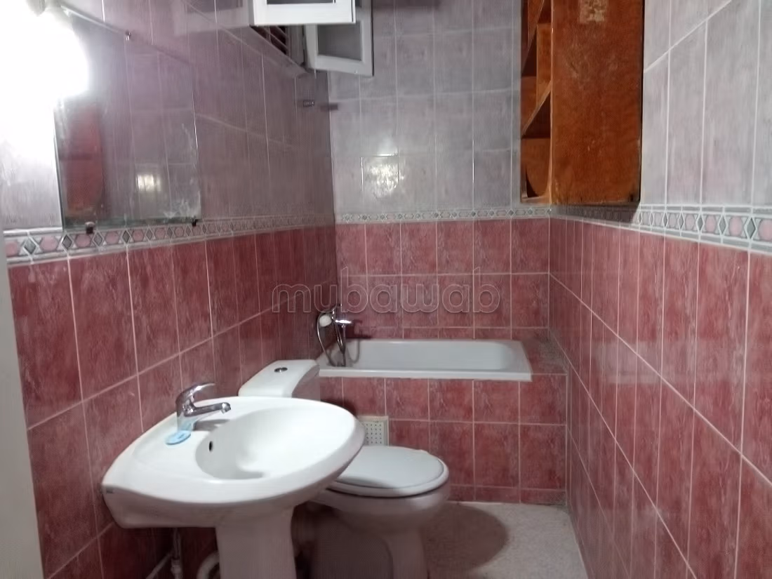 Furnished studio s2 near ISG