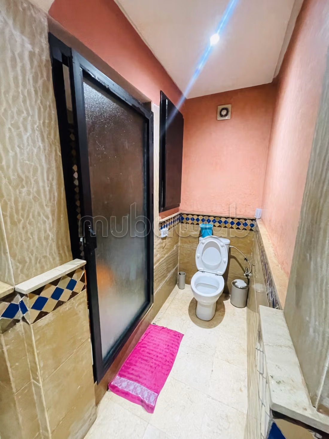 Appartements à louer à Hivernage. Surface de 49 m². Concierge et climatisation