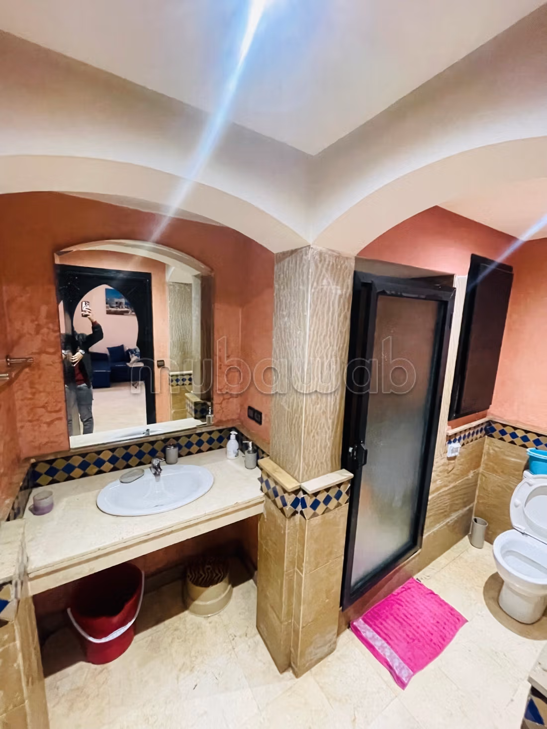 Appartements à louer à Hivernage. Surface de 49 m². Concierge et climatisation