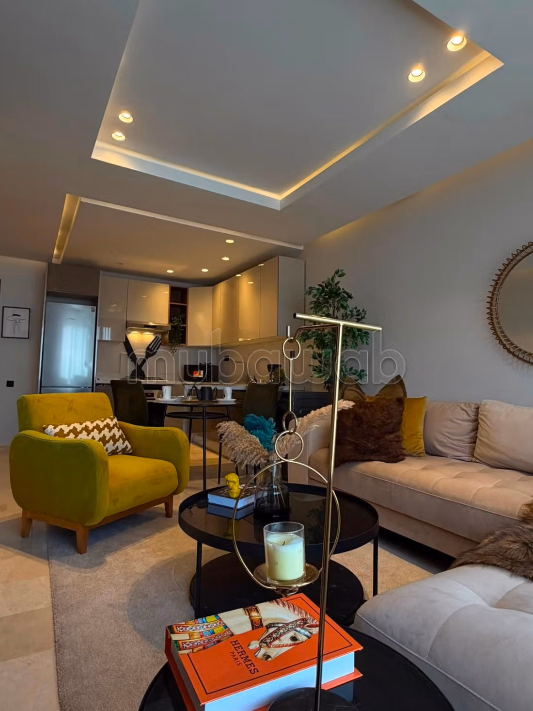 Hoogwaardig gemeubileerd studio 63m2 Dichtbij CFC