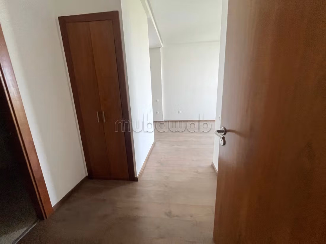 Stunning apartment for sale in Dar Bouazza in a residence with a pool. 3 bedrooms. Elevator and terrace