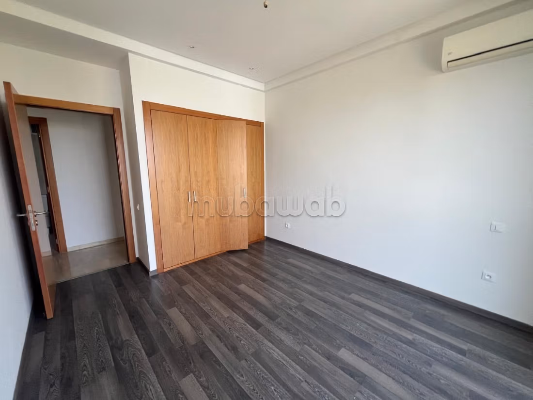 Stunning apartment for sale in Dar Bouazza in a residence with a pool. 3 bedrooms. Elevator and terrace