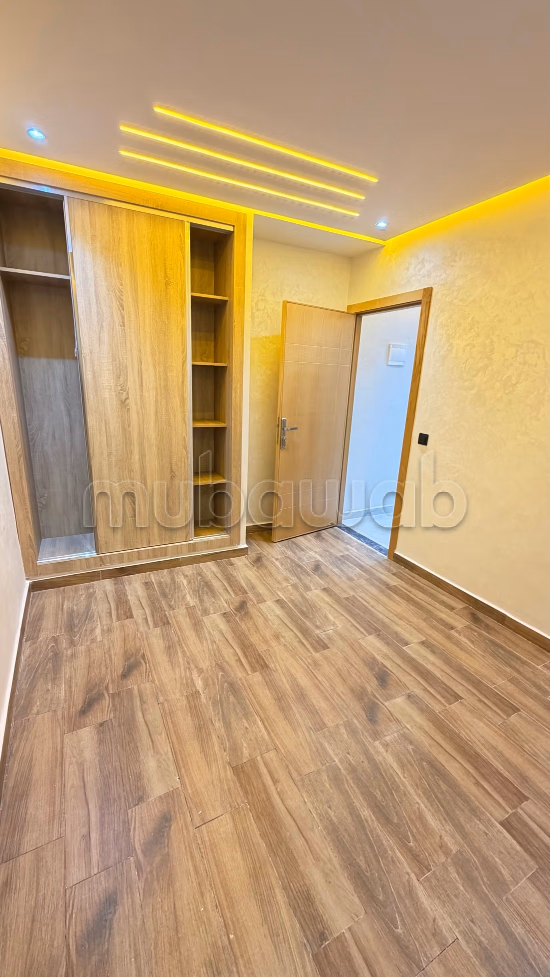 Sale of a splendid apartment. 2 bedrooms. Double glazed windows