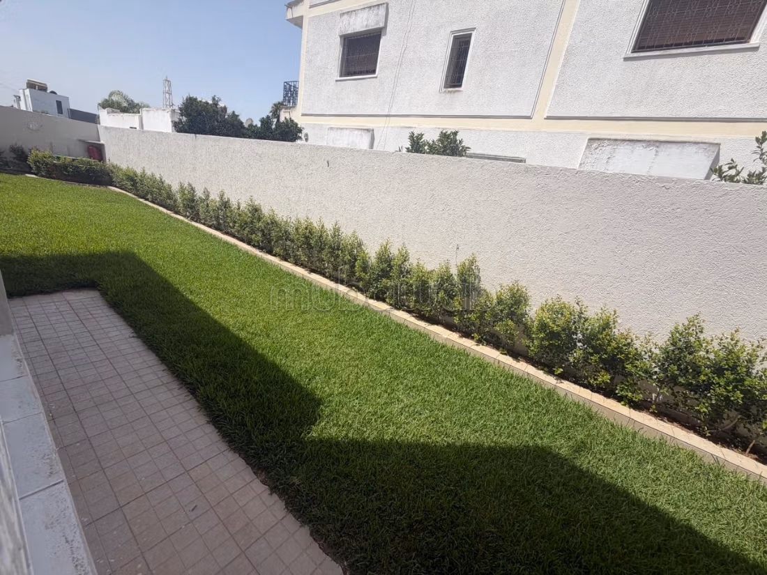 Villa a vendre Quartier Bir Rmi,
Kenitra