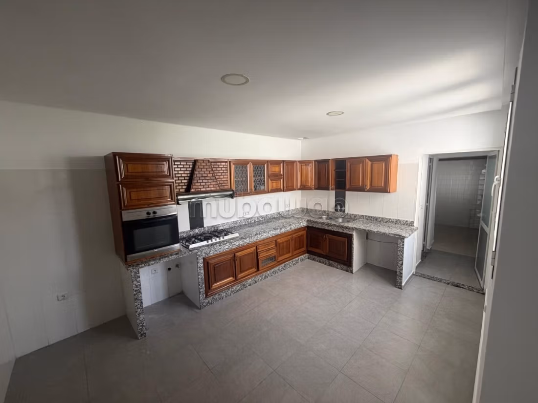 Villa a vendre Quartier Bir Rmi,
Kenitra
