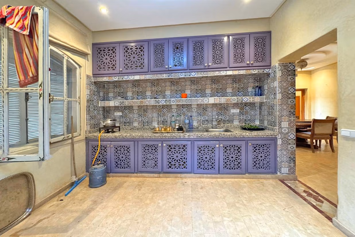 Villa 1100 m² à Route de Fez — 8