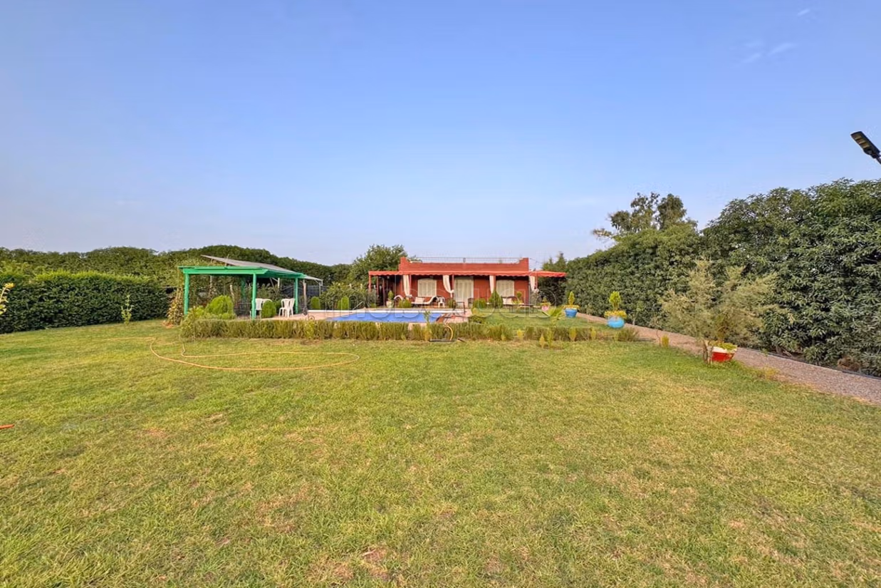 Villa 1100 m² à Route de Fez — 18