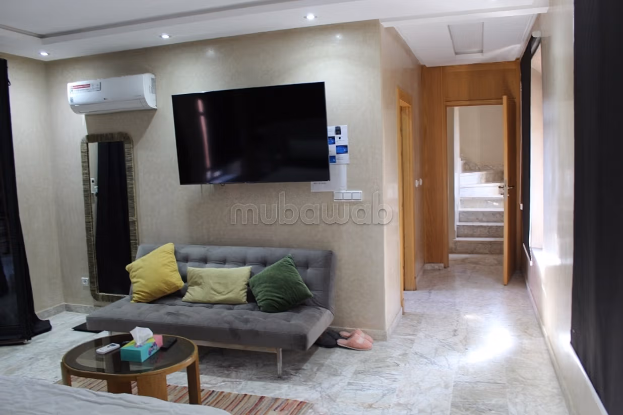 Bella villa arredata nel quartiere di Agdal