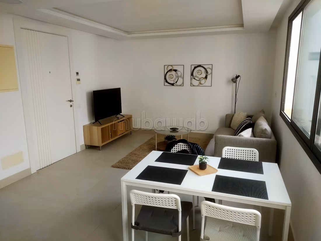 Studio minimaliste, proche du Lycée Lyautey