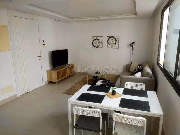Studio minimalista, vicino al Lycée Lyautey
