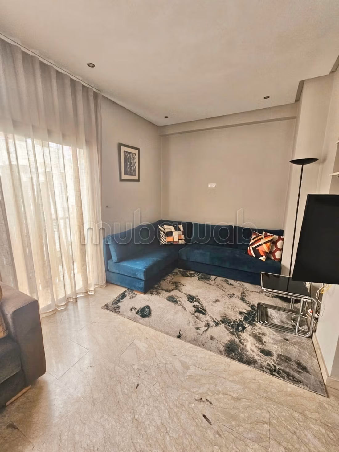 Location d'un appartement à Bourgogne Ouest. 
2 chambres — 2