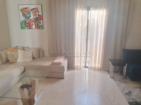 Location d'un appartement à Bourgogne Ouest. 
2 chambres