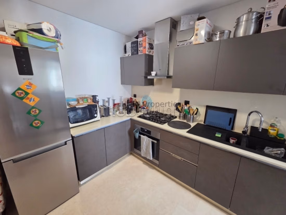 T3 meublé de 91m² – 2 ch. – Terrasse – vue caf — 4