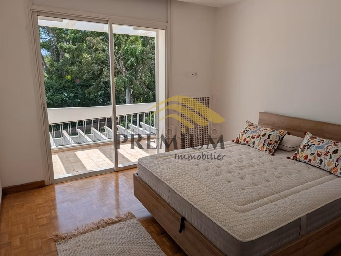 Beautiful villa for rent in Quartier Pinede