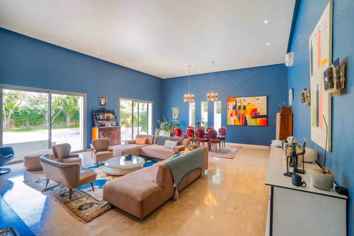 Single-Storey Villa in Gated Residence
