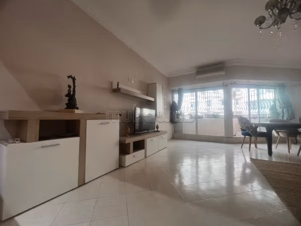 Superbo appartamento in affitto a Haut Agdal. Superficie di 144 m². Ben arredato