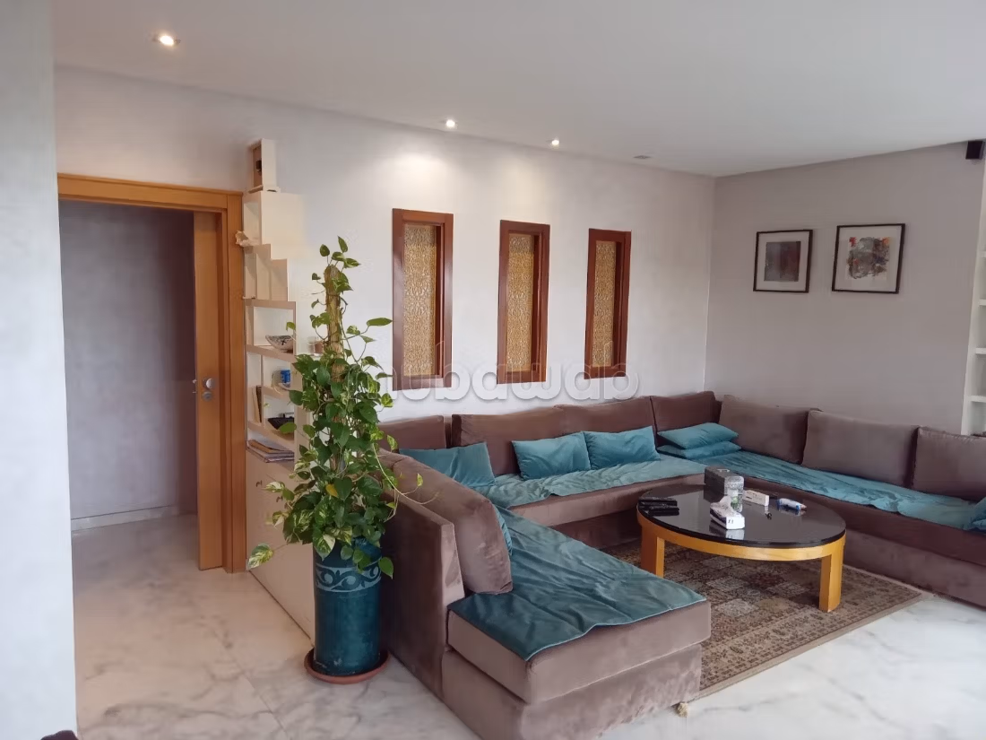 Appartement à Vendre à Agdal — 2