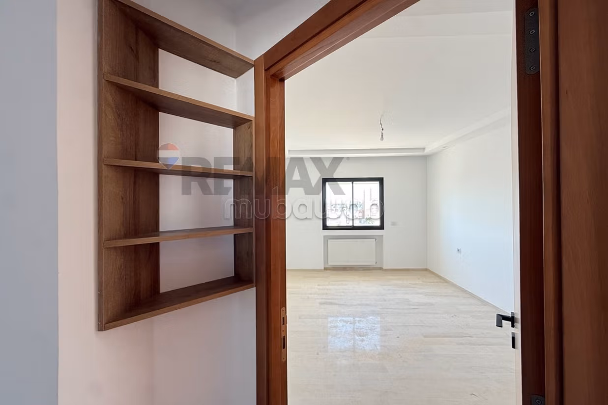 À Vendre Appartement S2 neuf à El Mourouj 6