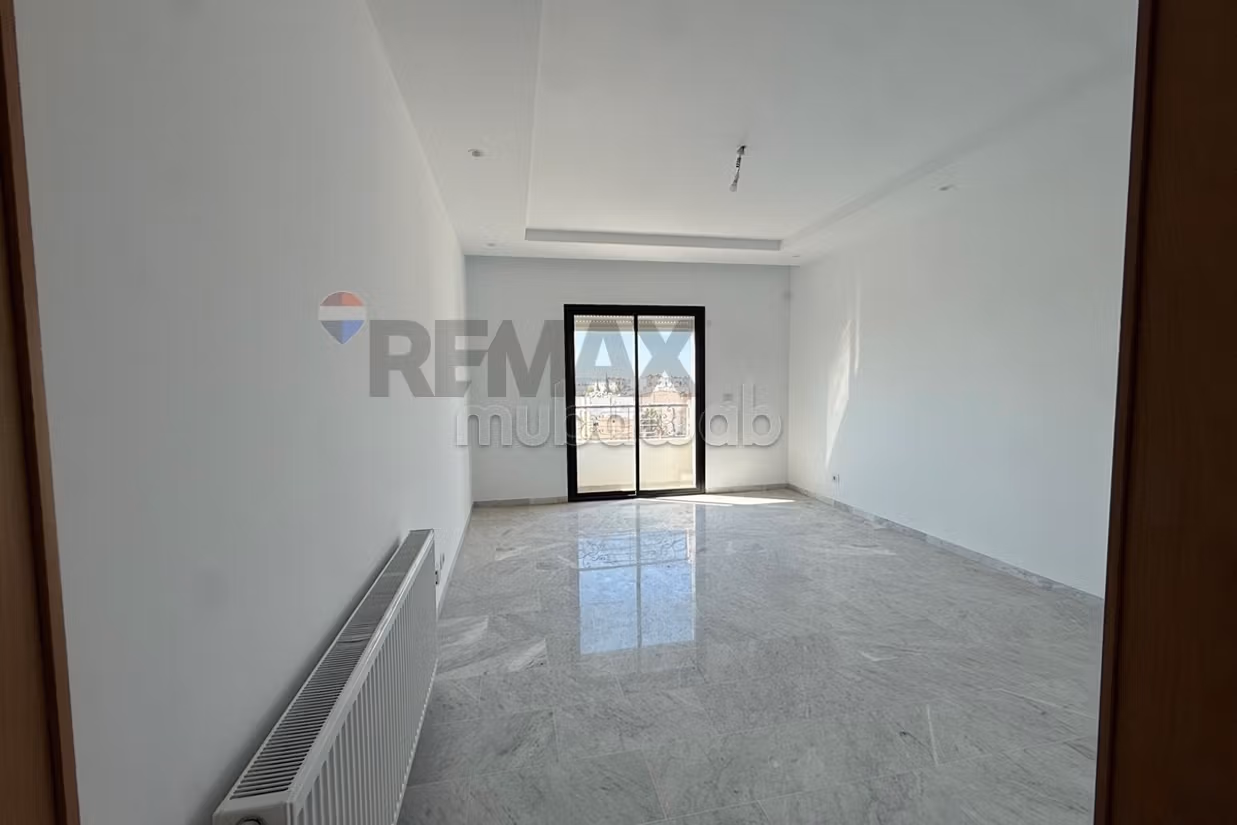 À Vendre Appartement S2 neuf à El Mourouj 6