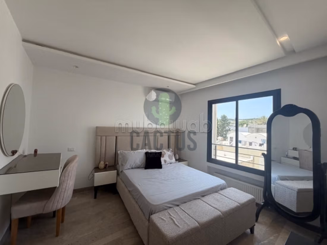 Location annuale S1 arredato in una residenza a H