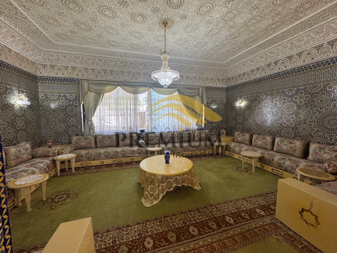 Belle villa a vendre debut souissi