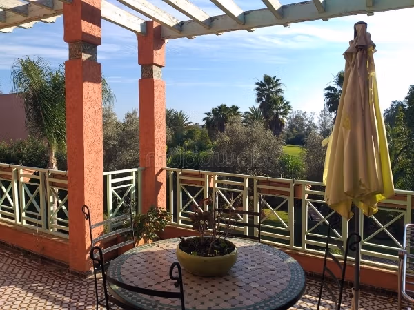 Villa avec piscine sur le golf