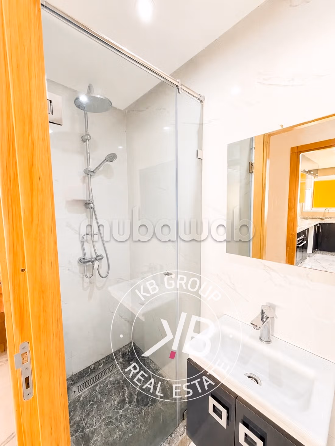 Appartement neuf meublé à la location
dior jamaa — 6