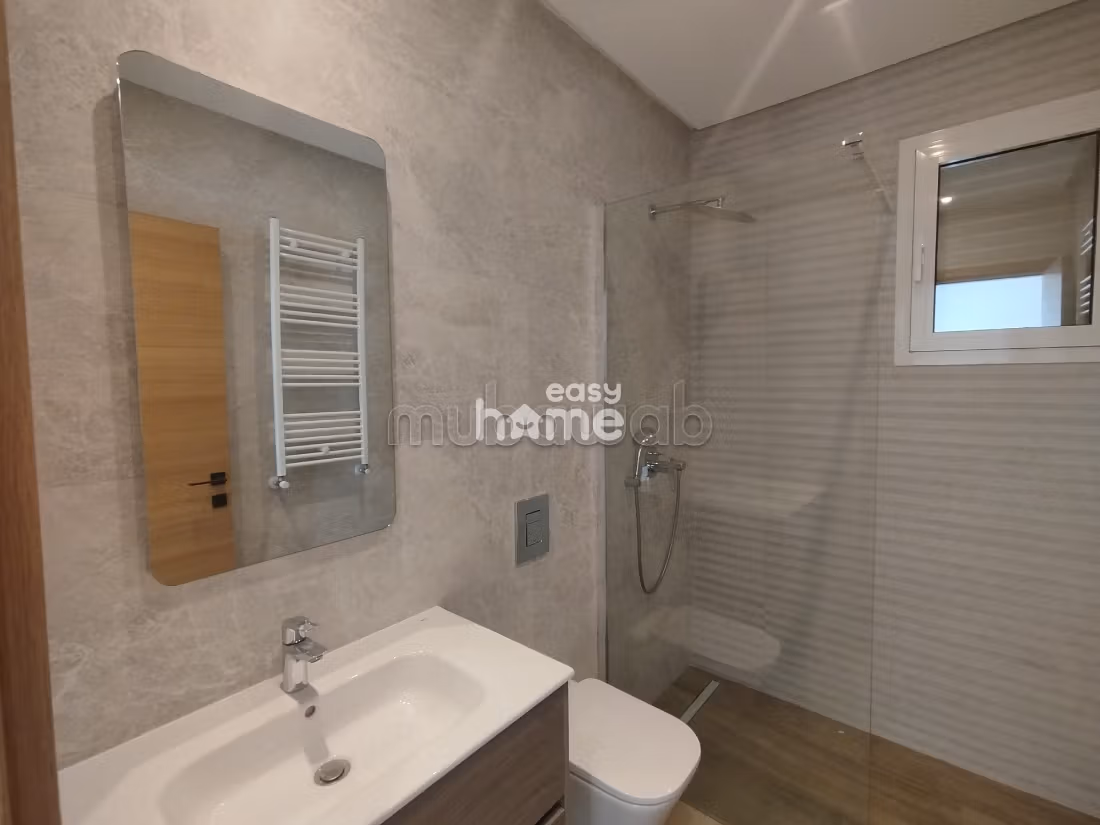 Villa s4 de 430m² avec piscine à Hammamet Nord