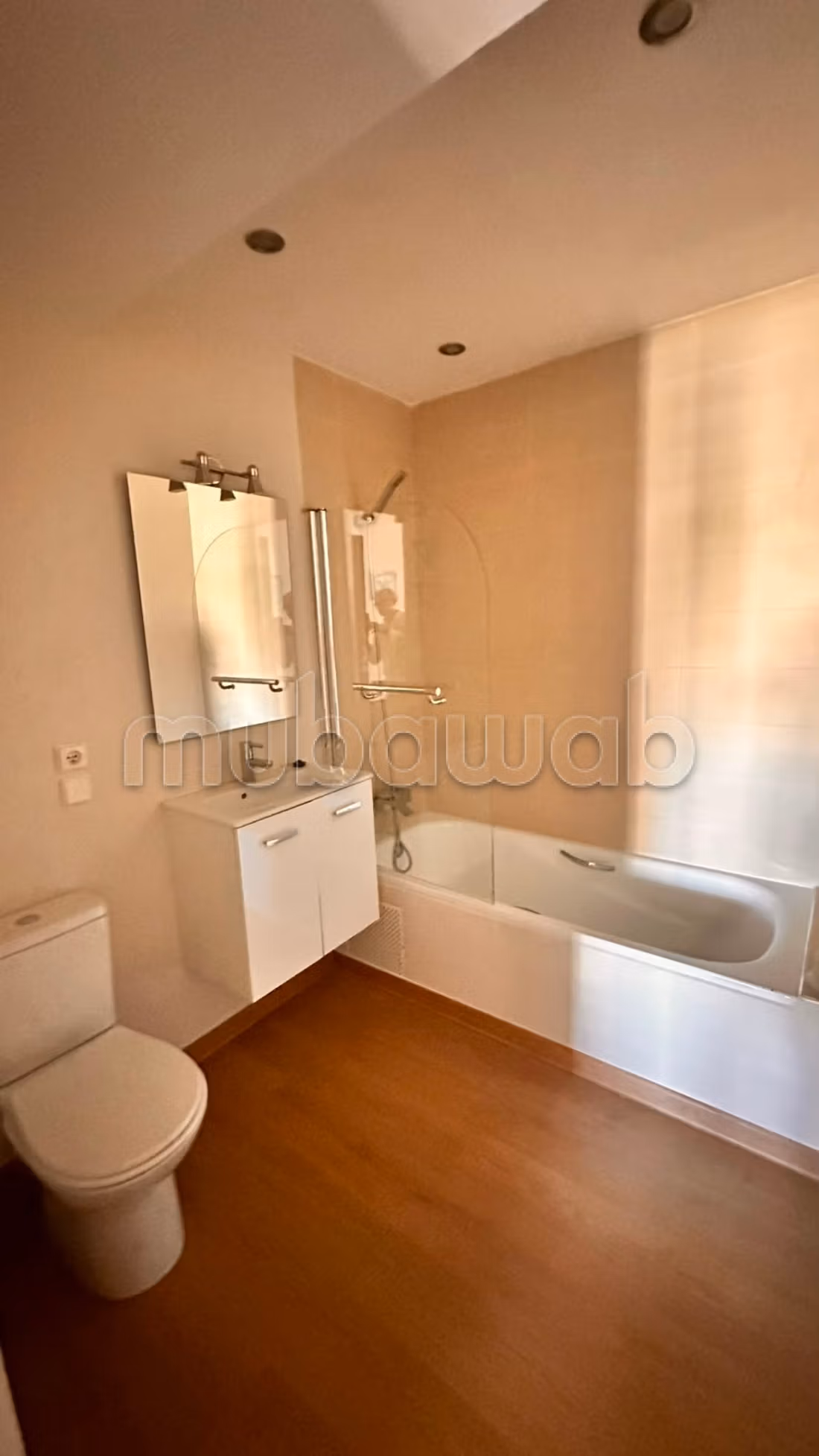 Appartement 200 m² à Centre — 15