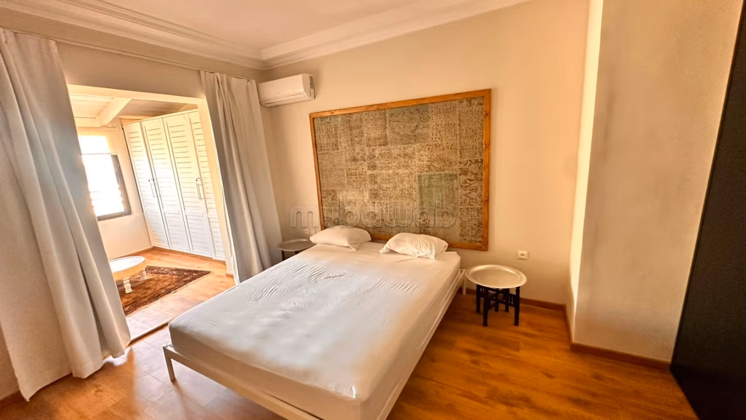 Appartement 200 m² à Centre — 16