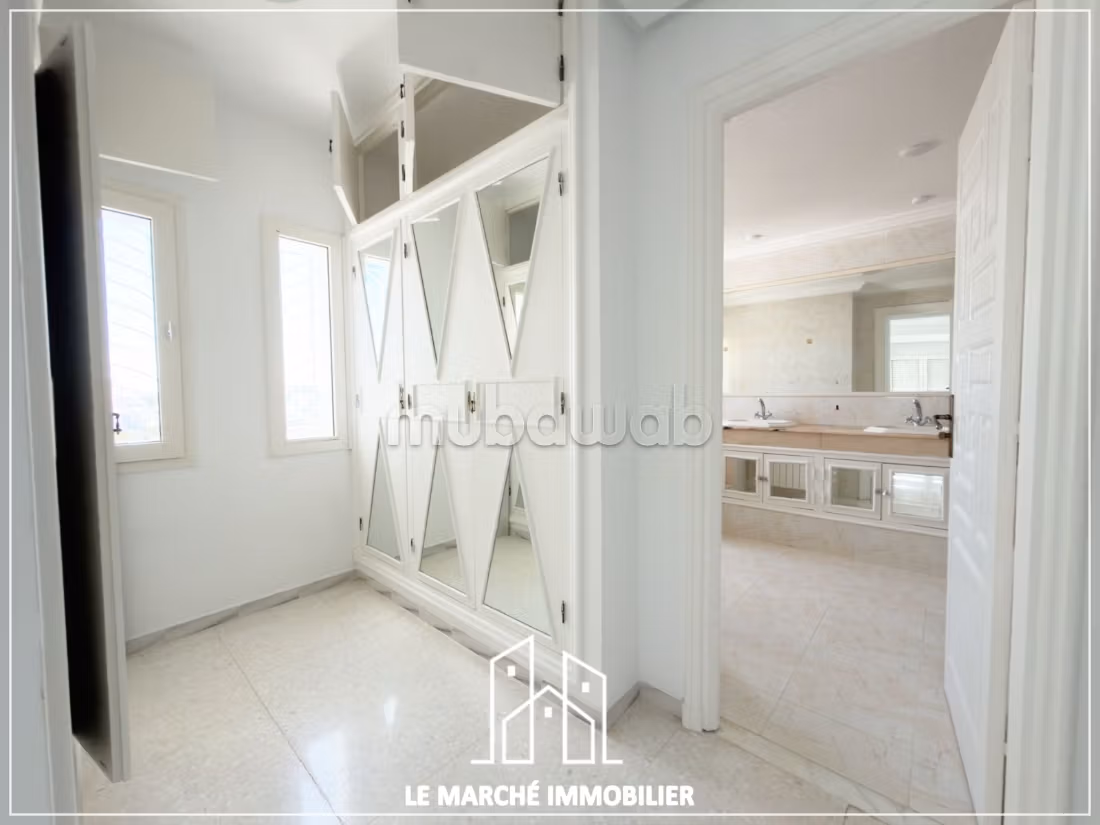 Villa de 616 m a ennaser 2