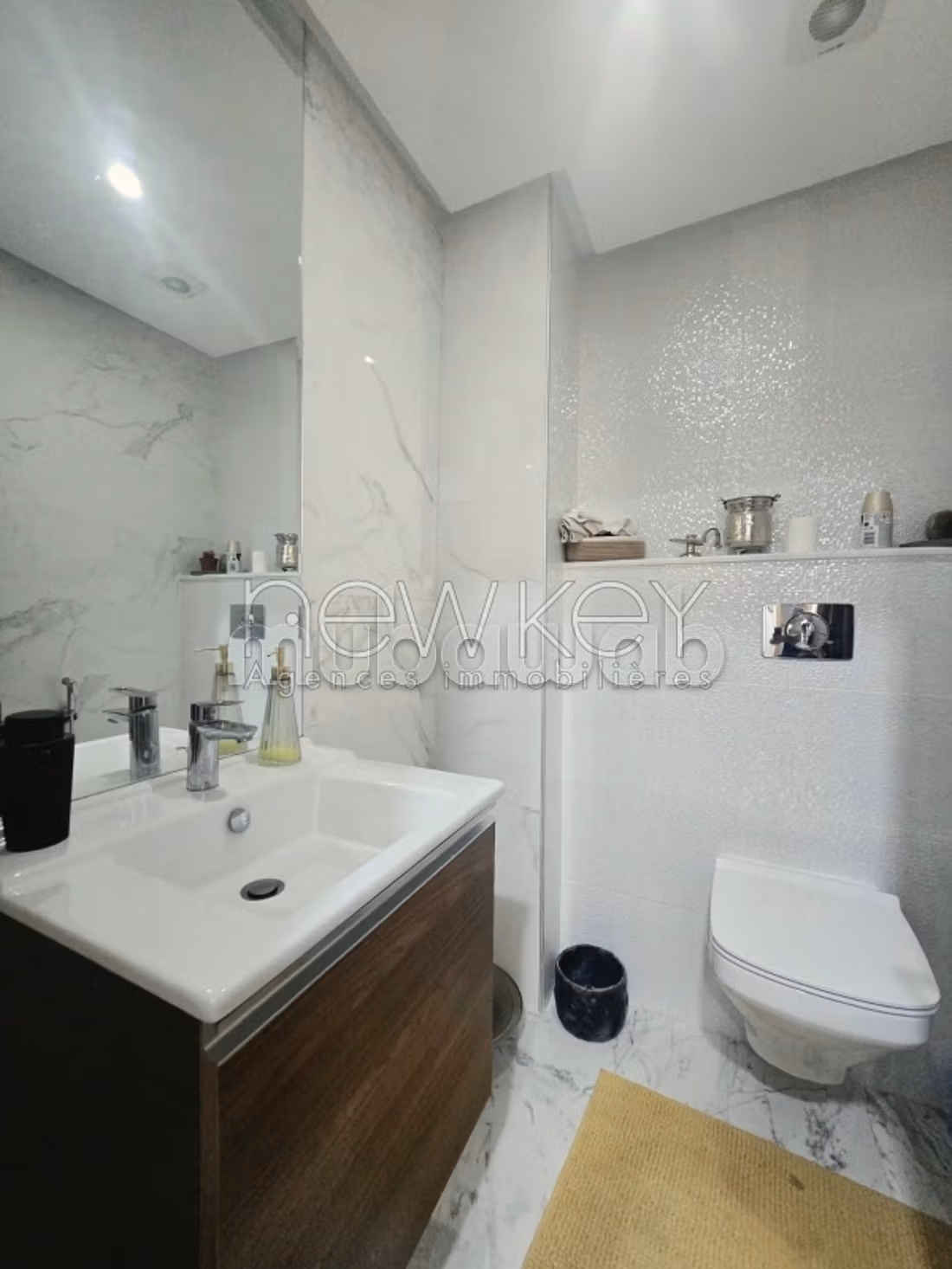 For sale a penthouse with pool in Gammarth