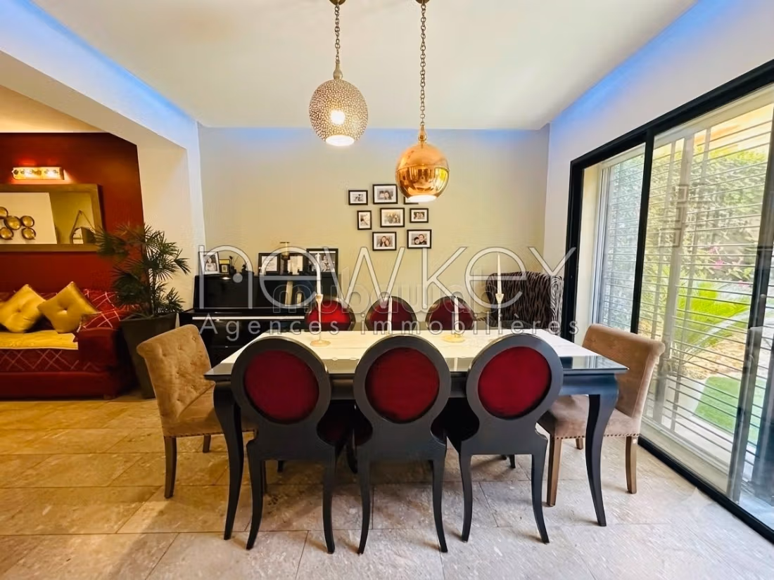 Duplex S3 con giardino in vendita a La Soukra