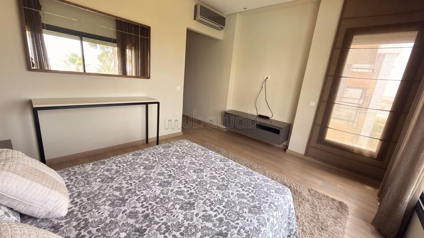 Prestigious Apartment 188 m², Residence Orée du Parc, Pool View