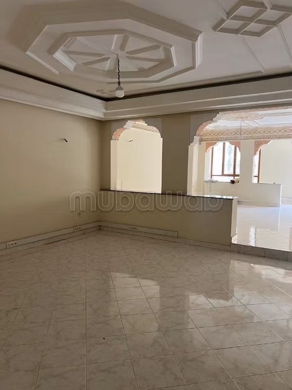 Office apartment for rent in Nejma