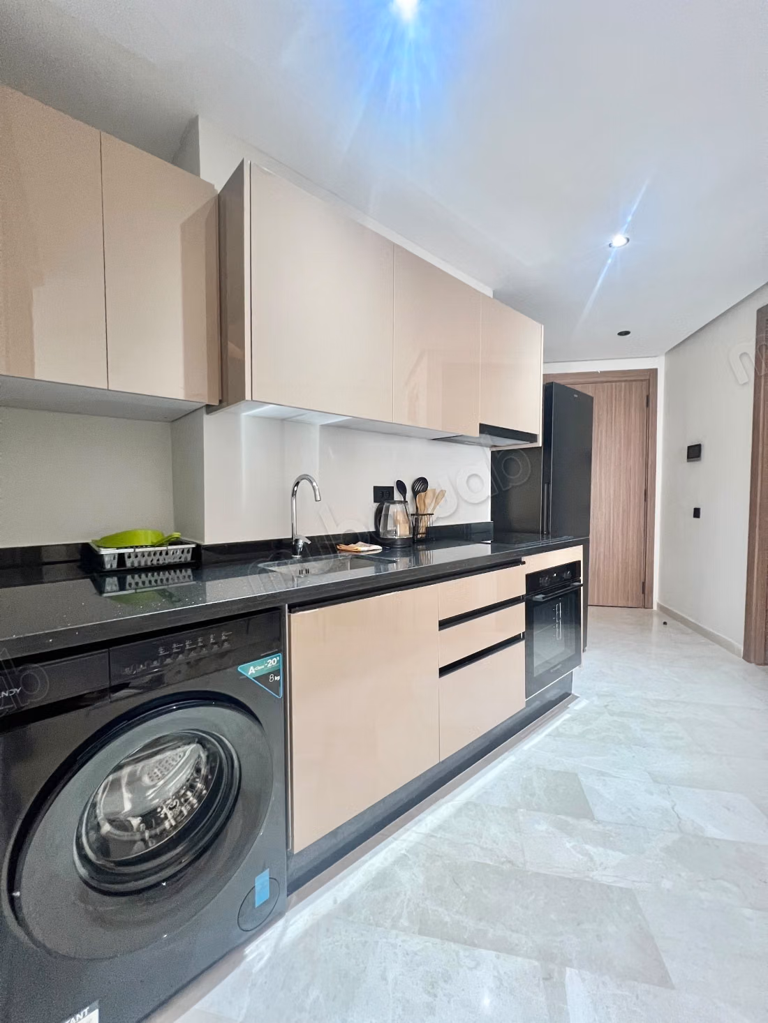 Studio meublé haut standing – Palmier, 66 m²