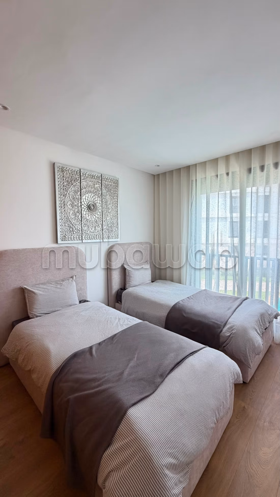 Oulfa, à louer un appartement 2 chambres neuf meublé dans une résidence avec piscine — 4