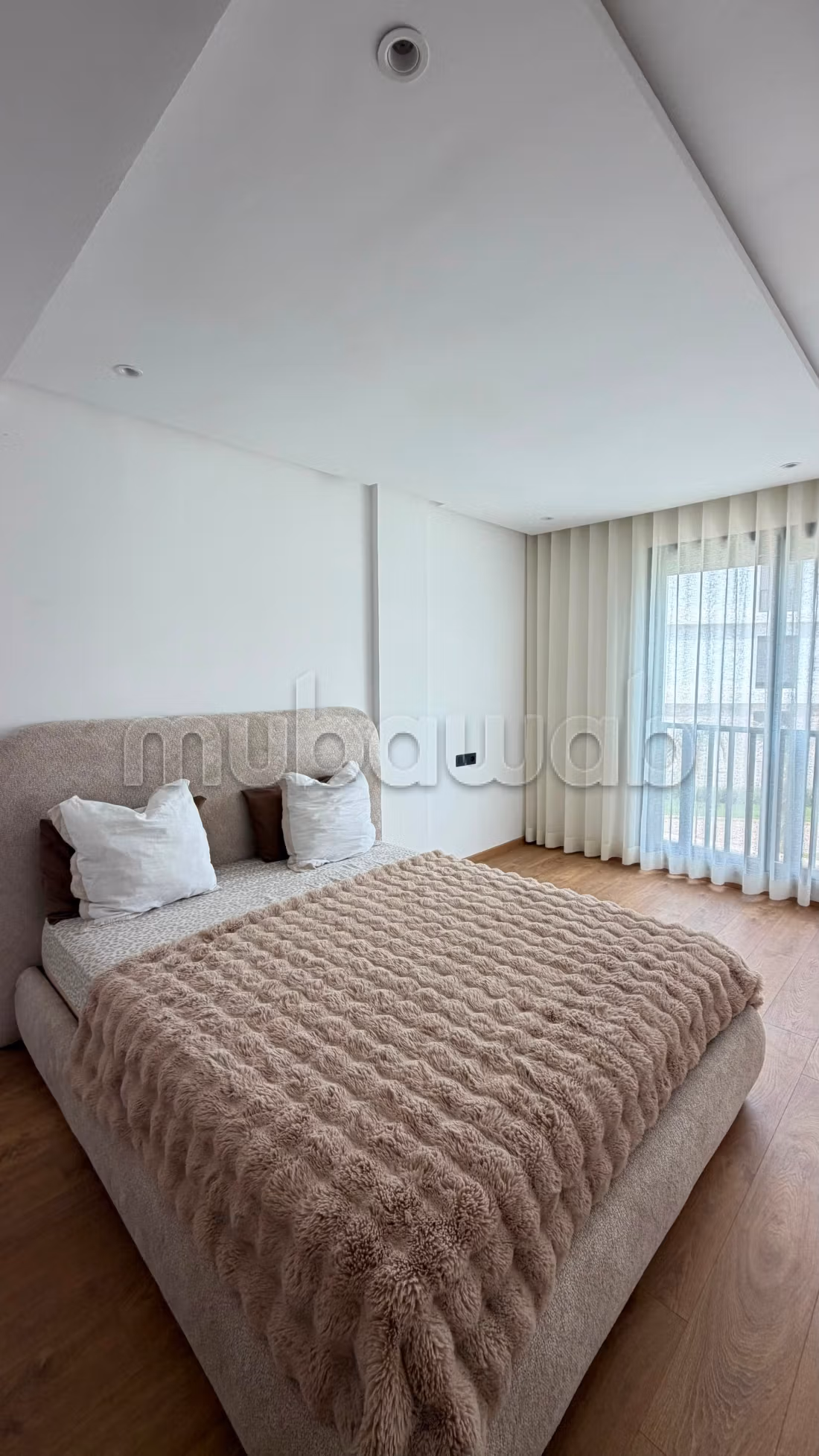 Oulfa, à louer un appartement 2 chambres neuf meublé dans une résidence avec piscine — 6