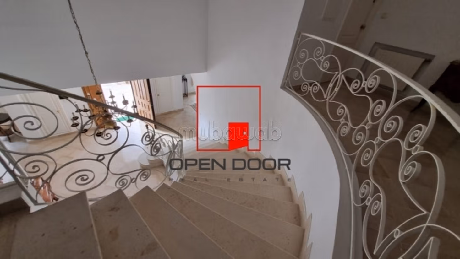 Magnifico duplex arredato con gusto a Gammarth