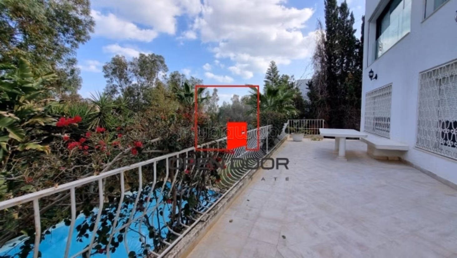 Magnifico duplex arredato con gusto a Gammarth