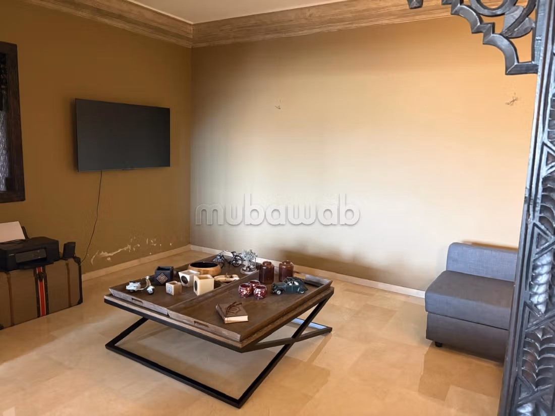 À louer – Appartement vide de 200 m² – Ain Diab — 4