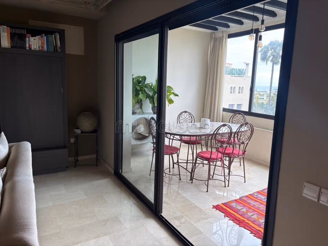 À louer – Appartement vide de 200 m² – Ain Diab — 5