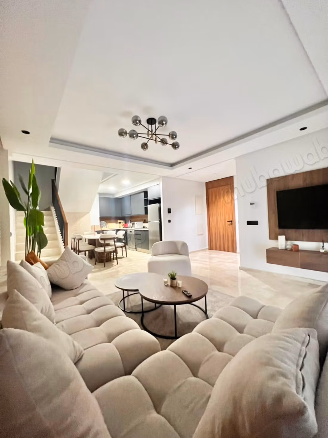 Magnifique duplex meublé à louer
