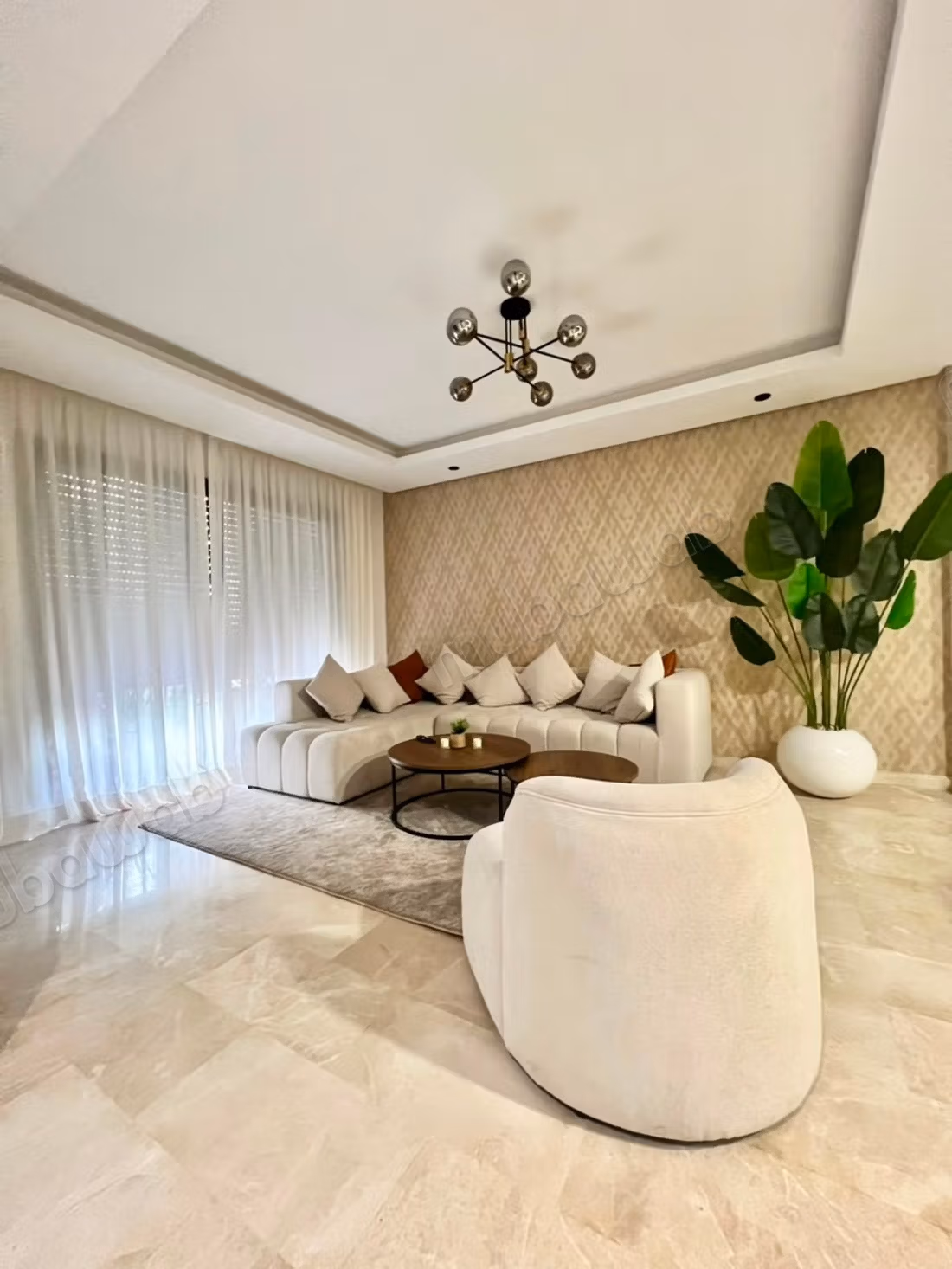 Magnifique duplex meublé à louer