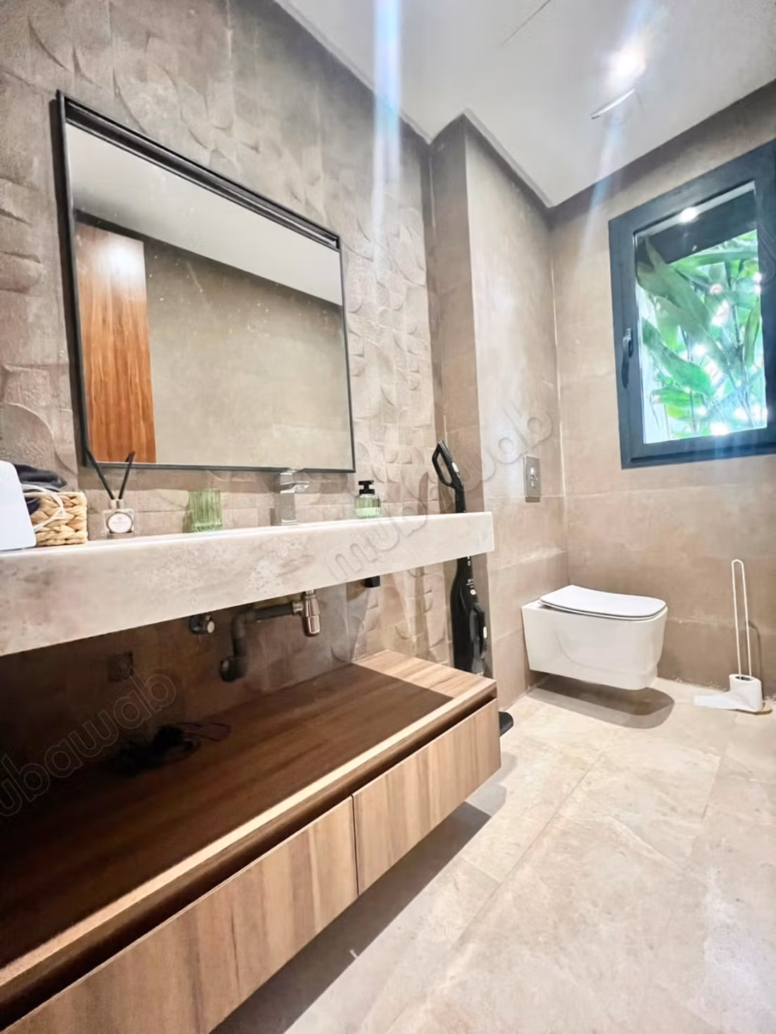 Magnifique duplex meublé à louer