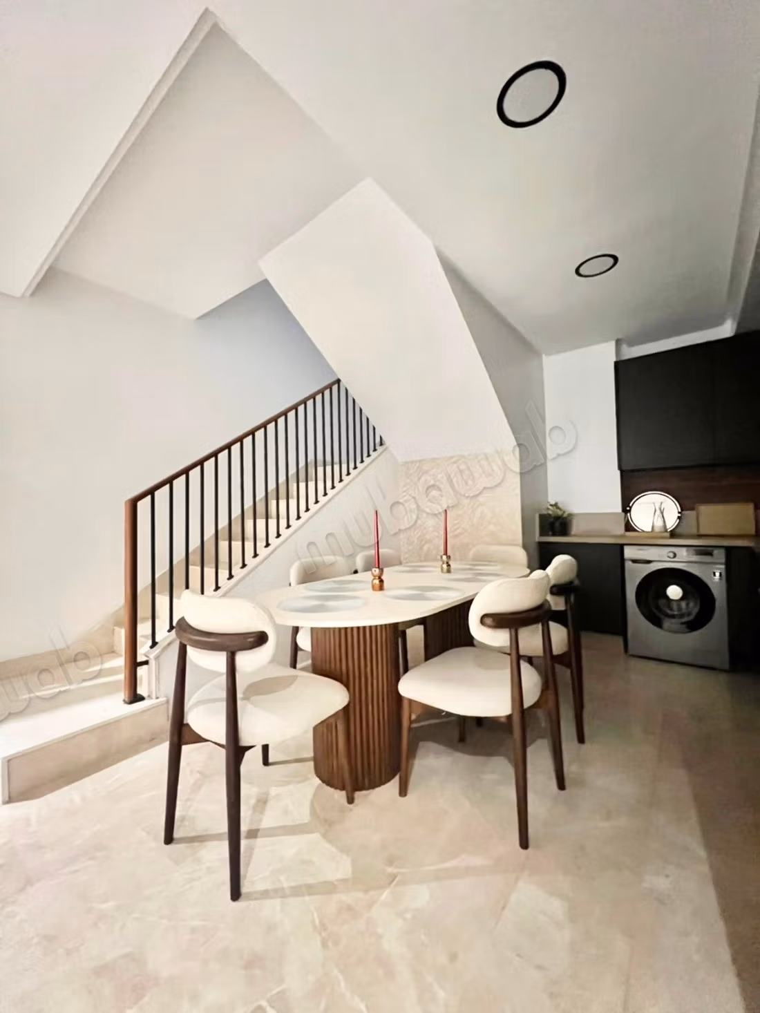 Magnifique duplex meublé à louer