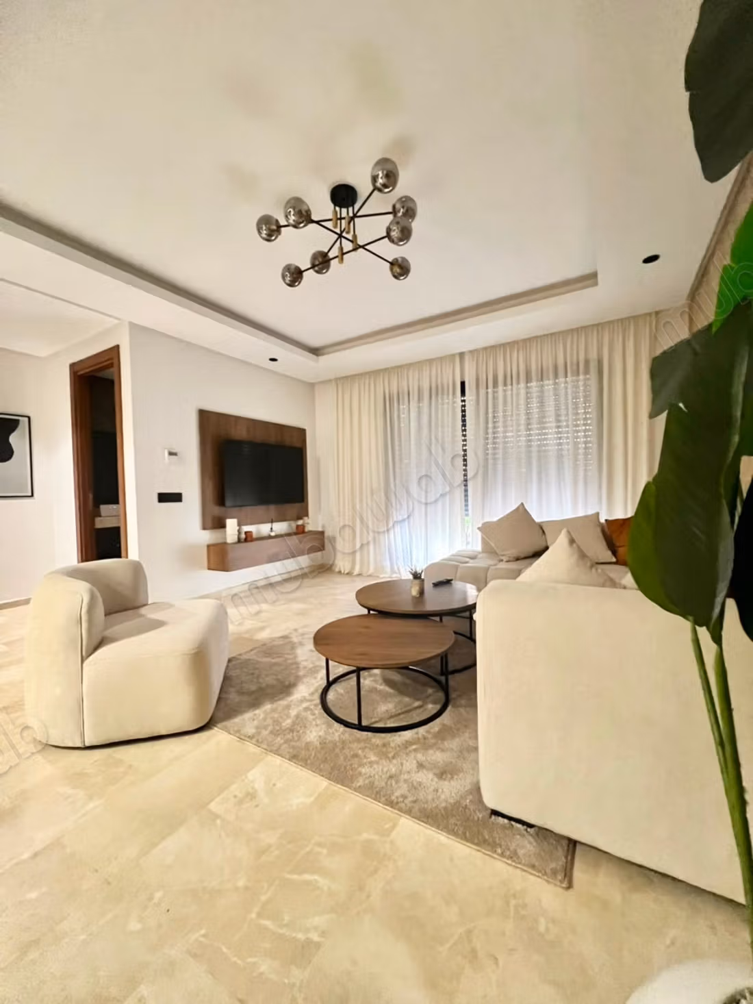Magnifique duplex meublé à louer