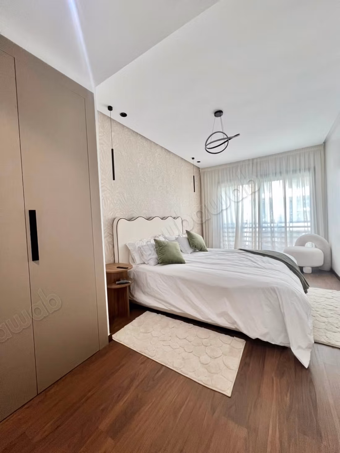 Magnifique duplex meublé à louer